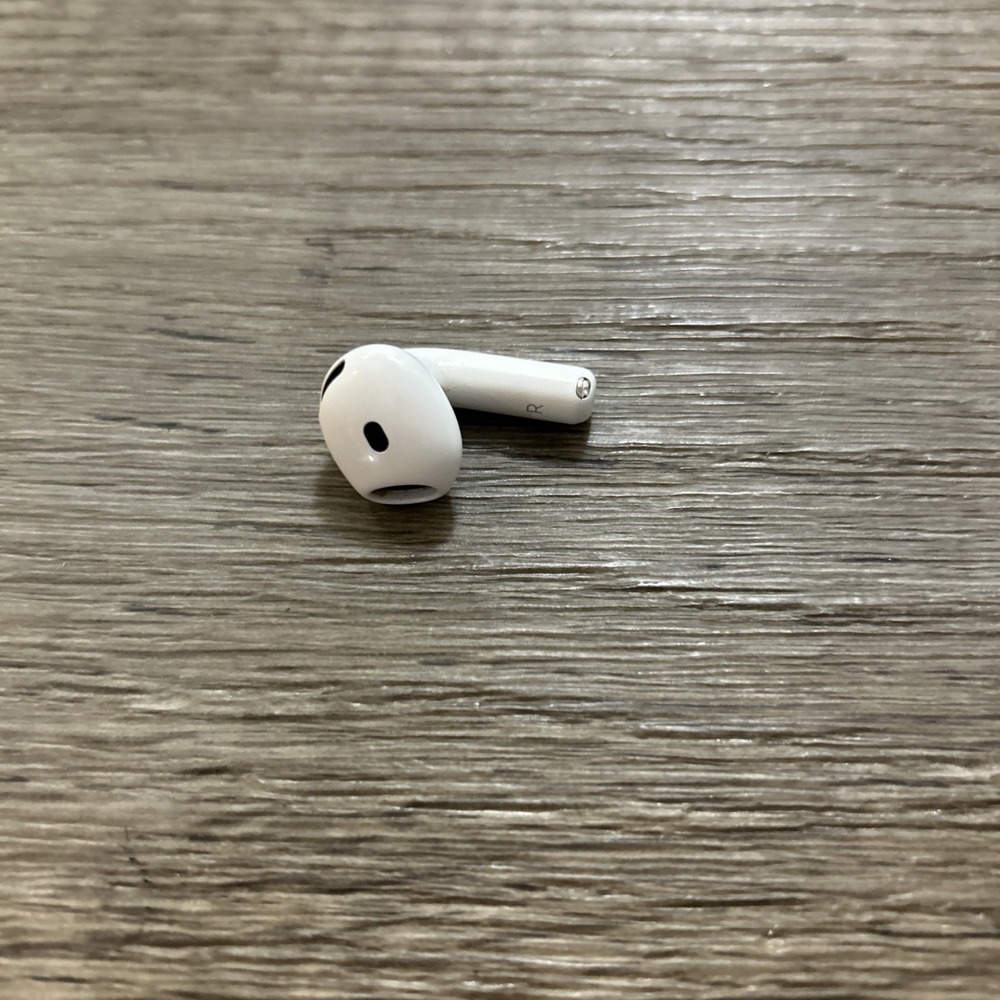 Apple AirPods 4 ANC Active Noise Cancelation Replacement Right Side Only - A3055 - Picture 2 of 3